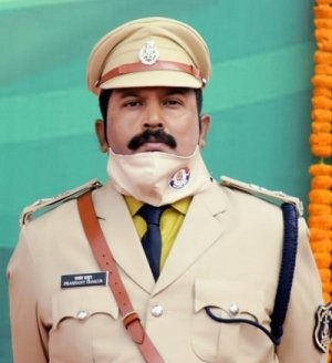 दुर्ग पुलिस के फेसबुक पेज में चल रहा एंटरटेनमेंट वीडियोस, हैक होने की आशंका , एसपी ठाकुर ने कहा जल्द साल्व होगी परेशानी ..