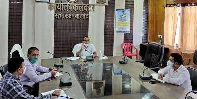 बालोद : आईआईटी जेईई  और नीट परीक्षा के परीक्षार्थियो को परीक्षा केन्द्र तक पहुॅचाने व वापसी के लिए नि:शुल्क बस की व्यवस्था - कलेक्टर