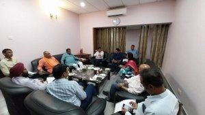 दुर्ग ग्रामीण विधायक की पहल पर त्री पक्षीय बैठक