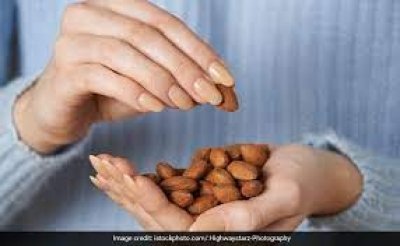 कैसी होती है बादाम की तासीर और दिन में कितने बादाम खाना है सेहत के लिए फायदेमंद, जानिए यहां 