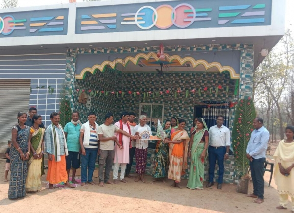 चैत्र नवरात्रि के पावन अवसर पर ग्रामीण परिवारों को मिला पक्के आवास की सौगात