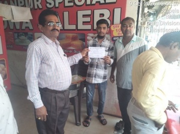 प्रियदर्शनी परिसर में निगम की दबिश, प्लास्टिक से लेकर लाइसेंस तक की गड़बड़ी पर कार्रवाई
