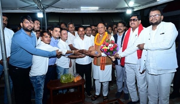 तेलासीपुरी धाम में आयोजित दशहरा मेला उत्सव के लिए दिया आमंत्रण