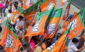 बेरोजगारी भत्‍ता नहीं देने को लेकर बीजेपी कार्यकर्ताओं ने किया CM केजरीवाल के आवास के बाहर प्रदर्शन