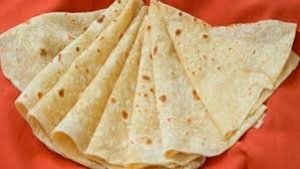 घर में आसानी से बनाएं रुमाली रोटी
