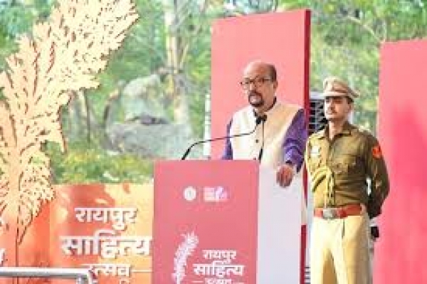 इंटरनेट की इस दुनिया में प्रिंट और साहित्य का महत्व हमेशा रहेगा - राज्यपाल श्री डेका