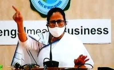 सुवेंदु अधिकारी व ममता बनर्जी के बीच सीधी टक्कर? बंगाल की CM का नंदीग्राम से चुनाव लड़ने का ऐलान