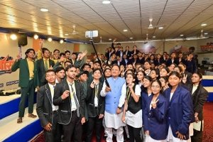 शिक्षा से विकसित छत्तीसगढ़ तक: मुख्यमंत्री साय ने नीट क्वालीफाई विद्यार्थियों के साथ साझा किया भविष्य का रोडमैप
