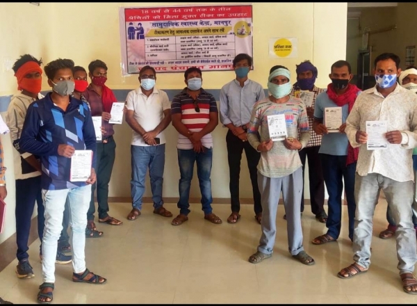 कोरोना टीकाकरण के ईरागांव मॉडल से सुदूर वनांचल क्षेत्रों में युवकों में आयी जागरूकता