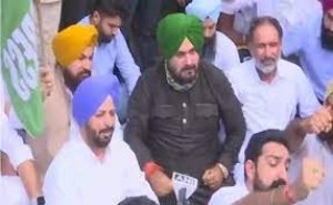 'मंत्री के बेटे को कल तक नहीं किया अरेस्ट तो...