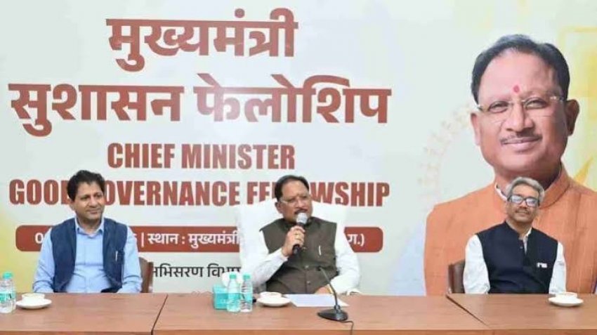 गांव से शासन तक का अनुभव, अब 36 युवा बदलेंगे छत्तीसगढ़ की तस्वीर!: मुख्यमंत्री विष्णु देव साय ने सुशासन फेलोशिप के द्वितीय बैच से किया संवाद; आईआईएम रायपुर में प्रशिक्षण और जिलों में 19 महीने के मैदानी अनुभव से सीखेंगे प्रशासन की बारीकियां