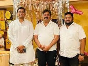 महापौर नीरज पाल के जन्मदिवस पर हुआ रक्तदान एवं रक्त परीक्षण शिविर का आयोजन