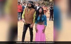 भागलपुर के फनी देओल ने दर्शकों को नाचने पर कर दिया मजबूर, वायरल वीडियो पर अक्षरा सिंह का यूं आया कमेंट