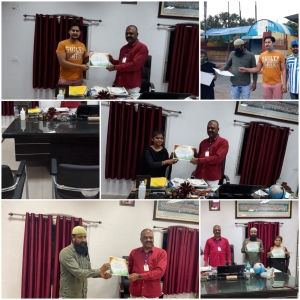 लॉकडाउन मे जरुरतमंदो की सेवा कर रहे आप के सेवा के सदस्यो को संसदीय सचिव रेखचंद जैन ने किया सम्मानित