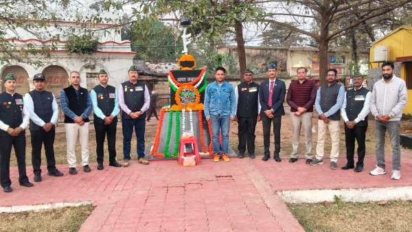 विजय दिवस पर बस्तर में शौर्य, बलिदान और राष्ट्रभक्ति का गरिमामय स्मरण