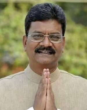 पंडित जवाहर लाल नेहरू देश को प्रगति के पर ले जाने वाले पथप्रदर्शक रहे : डॉ चरणदास महंत