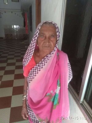 92 साल की फुलवा बाई ने कोरोना को हराया
