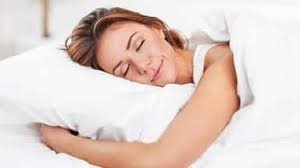 वर्ल्ड स्लीप डे समय पर सोने और जागने के ये फायदे सुन लेंगे तो आज ही बना लेंगे अपना टाइमटेबल