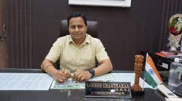 durg nigam aayukt : lokesh chandrakar 