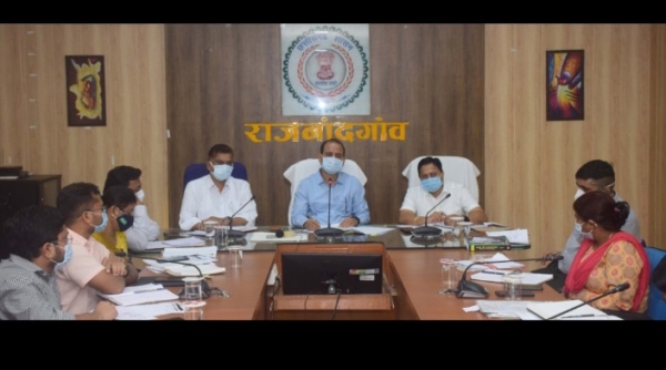 राजीव गांधी युवा मितान क्लब के माध्यम से युवा जागरूक एवं सकारात्मक भूमिका का निर्वहन करेंगे : कलेक्टर