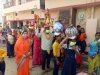 गया नगर वार्ड में मास्क  पहनकर निकाली गई गौरा गौरी शोभायात्रा,वार्ड पार्षद ने कोरोना संक्रमण से बचाव के लिए सभी समितियों को किया था मास्क वितरित...