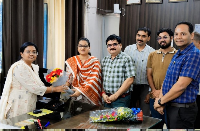 दुर्ग निगम की पहली महिला IAS आयुक्त बनीं लीना कोसम, संभाला कार्यभार