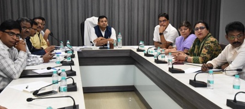 न्यू एज मीडिया में दक्षता अनिवार्य, लापरवाही पर होगी सख्त कार्रवाई: आयुक्त रजत बंसल