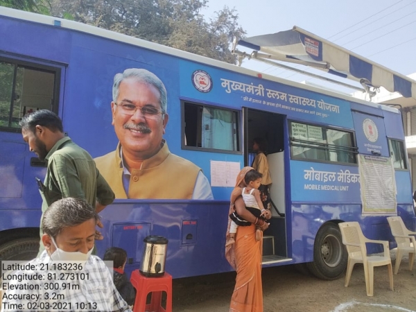 चौदह हजार से अधिक लोगों ने मुख्यमंत्री स्लम स्वास्थ्य शिविर का लाभ उठाकर लिये नि:शुल्क दवाई