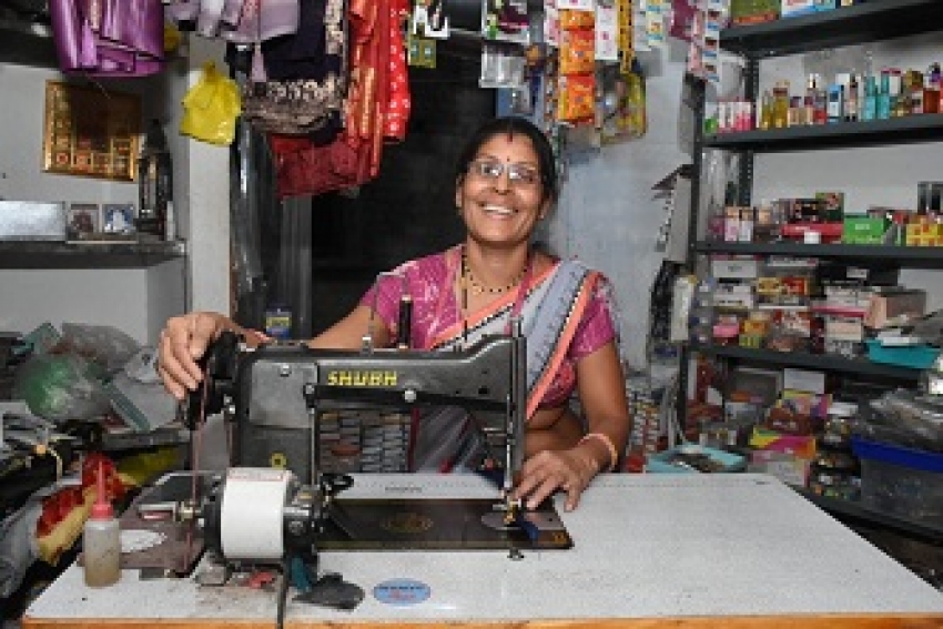 “हौसले की उड़ान: मजदूरी से ‘लखपति दीदी’ बनने तक अमृता साहू की प्रेरक कहानी”