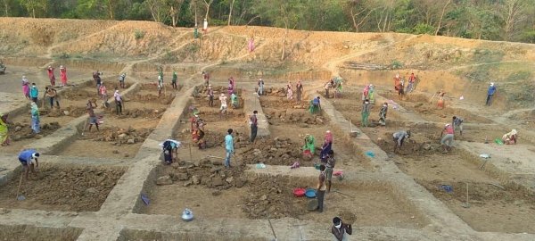 जिले में मनरेगा योजना के तहत इस वर्ष 85 लाख मानव दिवस सृजित करने का लक्ष्य