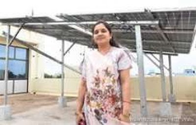बदलाव की कहानी: सेवा और सुशासन के साथ पीएम सूर्य घर योजना से जगमगाया वरुणी का घर, आधा हुआ बिजली बिल