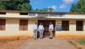 औचक निरीक्षण में दर्जनों कर्मचारी स्कूल से मिले अनुपस्थित , नोटिस हुआ ज़ारी  क्या सिर्फ नोटिस ही है इस समस्या का हल