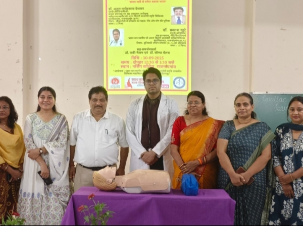 स्वस्थ नारी से बनेगा सशक्त भारत : नर्सिंग कॉलेज राजनांदगांव में जागरूकता कार्यक्रम