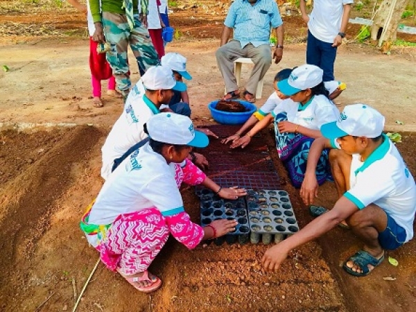 संवर रहा छत्तीसगढ़ : आत्मसमर्पित माओवादियों को मिल रहा रोजगारोन्मुखी प्रशिक्षण