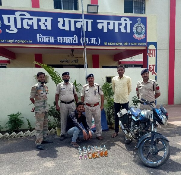 थाना नगरी अंतर्गत  अवैध रूप से शराब बिक्री करते हुए 01आरोपी गिरफ्तार