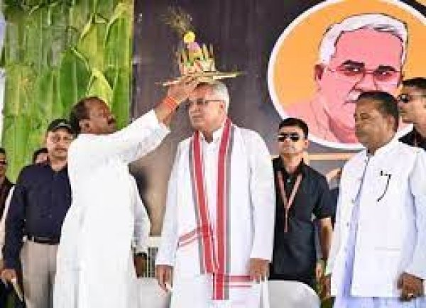 हमारे अन्नदाता प्रसन्न रहे यही हमारी कोशिश: मुख्यमंत्री बघेल मुख्यमंत्री ने कैम्प लगाकर बंदोबस्त त्रुटि सुधार करने अधिकारियों को दिए निर्देश