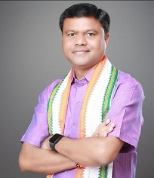 राष्ट्रपति के दत्तक पुत्र शिवचरण को 50 लाख मुआवजा दे राज्य सरकार - दीपक बैज