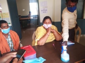 ग्राम पंचायत की मनमानी से गांव में भारी आक्रोश , राशन कार्ड नवीनीकरण के नाम पर ग्रामीणों से अवैध वसूली