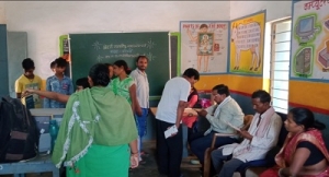 -पटरीपार क्षेत्र के वार्डो के लिए तीन स्थानों में दो दिवसीय आयुष्मन कार्ड/आधार कार्ड शिविर