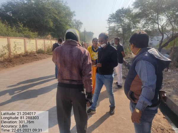 पटरीपार के वार्डो में आयुक्त ने किया भ्रमण   सफाई के लिए दिये कड़े निर्देश, गंदगी फैलाने वालों पर लगाये जुर्माना