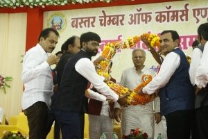 मुख्यमंत्री भूपेश बघेल बस्तर चेम्बर ऑफ कॉमर्स एंड इंडस्ट्रीज के स्वर्ण जयंती समारोह में हुए शामिल..