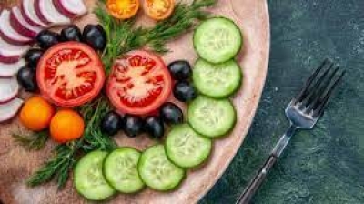 सलाद खाते हुए इन गलतियों की वजह से बढ़ता है वजन