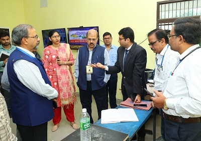 मुख्य निर्वाचन पदाधिकारी श्रीमती रीना बाबासाहेब कंगाले और विशेष प्रेक्षकों ने किया रायगढ़ और महासमुंद जिले का दौरा, निर्वाचन की तैयारियों का लिया जायजा