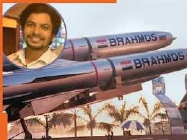 "लखनऊ में ब्रह्मोस मिसाइल सिस्टम इंजीनियर आकाशदीप गुप्ता की संदिग्ध मौत, परिवार और सुरक्षा एजेंसियां खोज में"