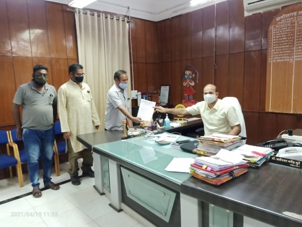 मुस्लिम समाज द्वारा कोरोना केयर सेंटर खोले जाने की कलेक्टर भूरे से मांगी अनुमति
