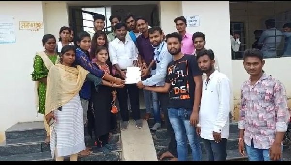 11 मांगो को लेकर एनसीयूआई ने सौंपा ज्ञापन