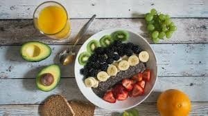 डाइटिंग छोड़कर वजन कम करने के लिए नाश्ते में खाएं ये चीजें