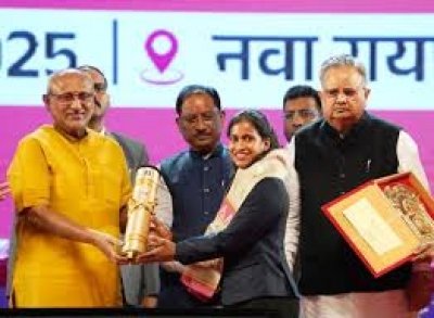 वेटलिफ्टर सुश्री ज्ञानेश्वरी यादव और तीरंदाज सुश्री चांदनी साहू को मिला राज्य खेल अलंकरण