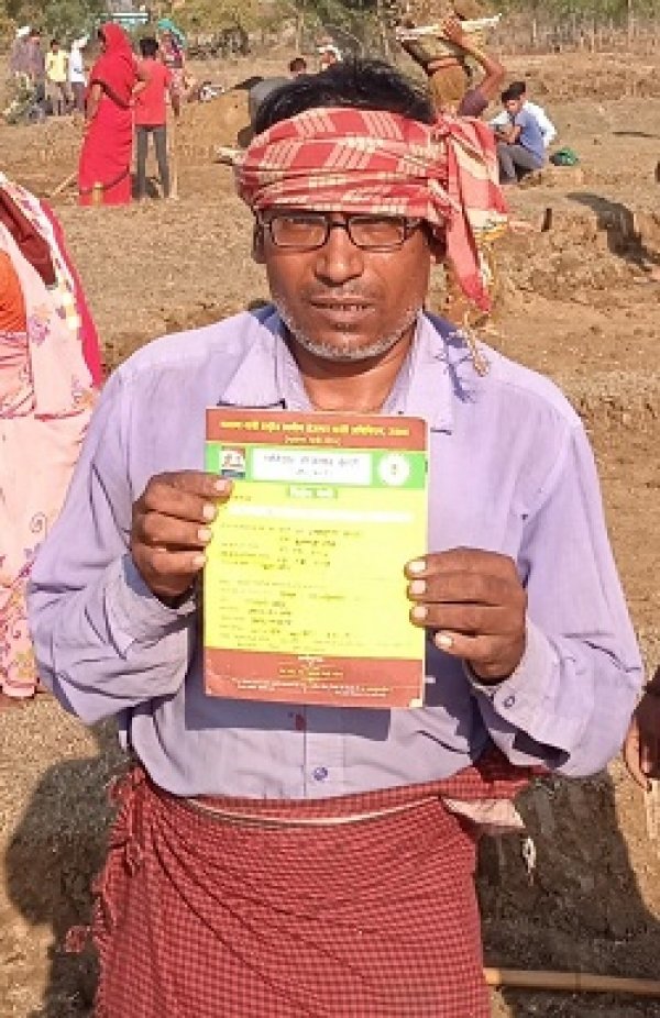 मनरेगा ला रहा गांवों में खुशहाली -दिव्यांग जगदीश प्रसाद खरे