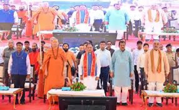 मुख्यमंत्री साय ने नवनिर्मित आधुनिक आयुर्वेदिक प्रसंस्करण इकाई और केन्द्रीय भंडार गृह परिसर का किया लोकार्पण